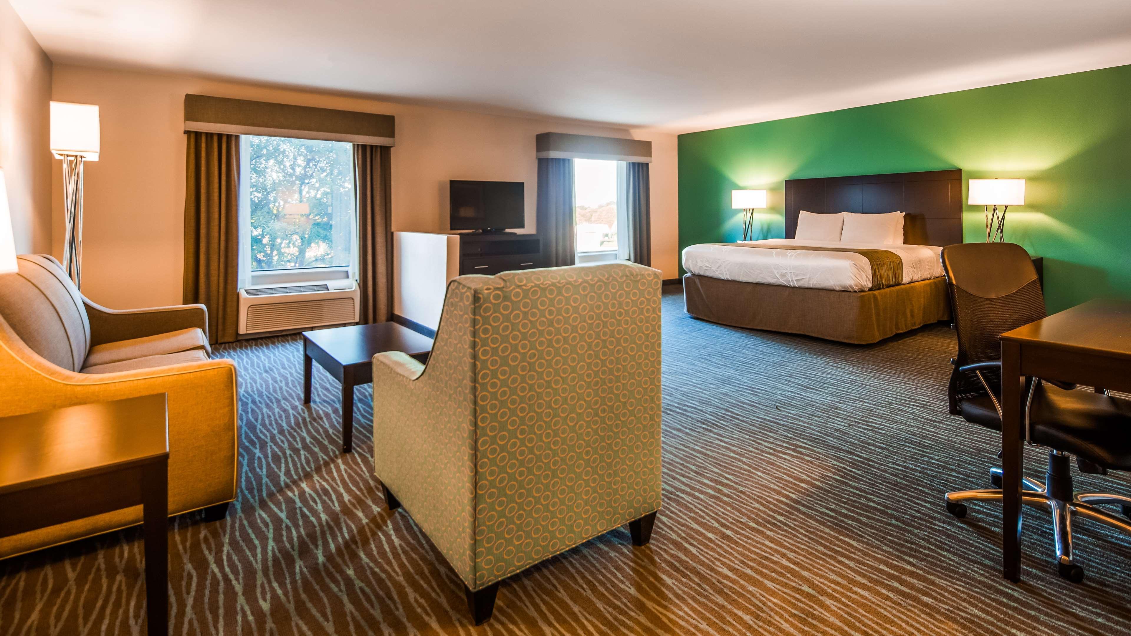 Ramada By Wyndham Burkburnett - Wichita Falls Exteriör bild