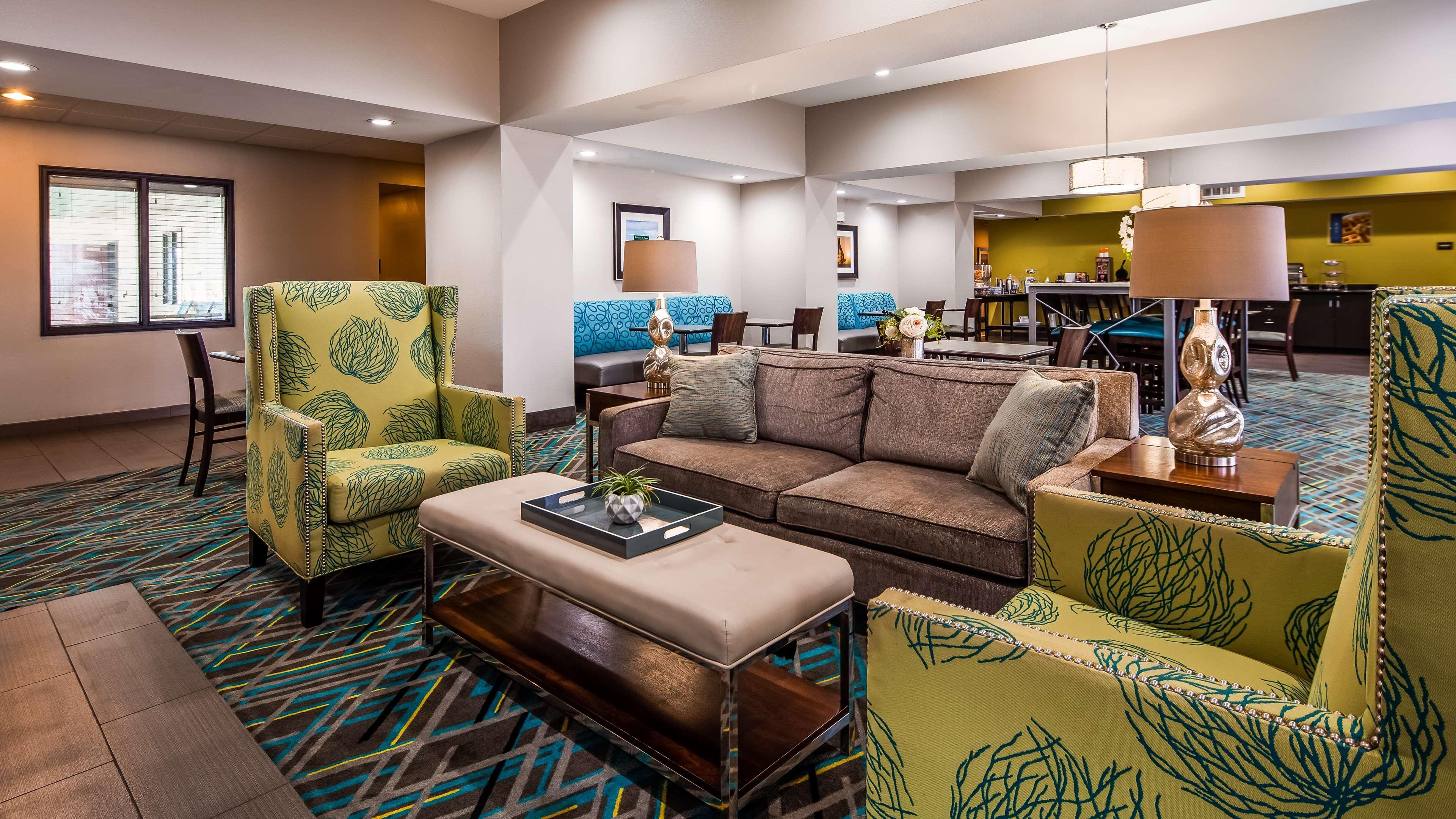 Ramada By Wyndham Burkburnett - Wichita Falls Exteriör bild