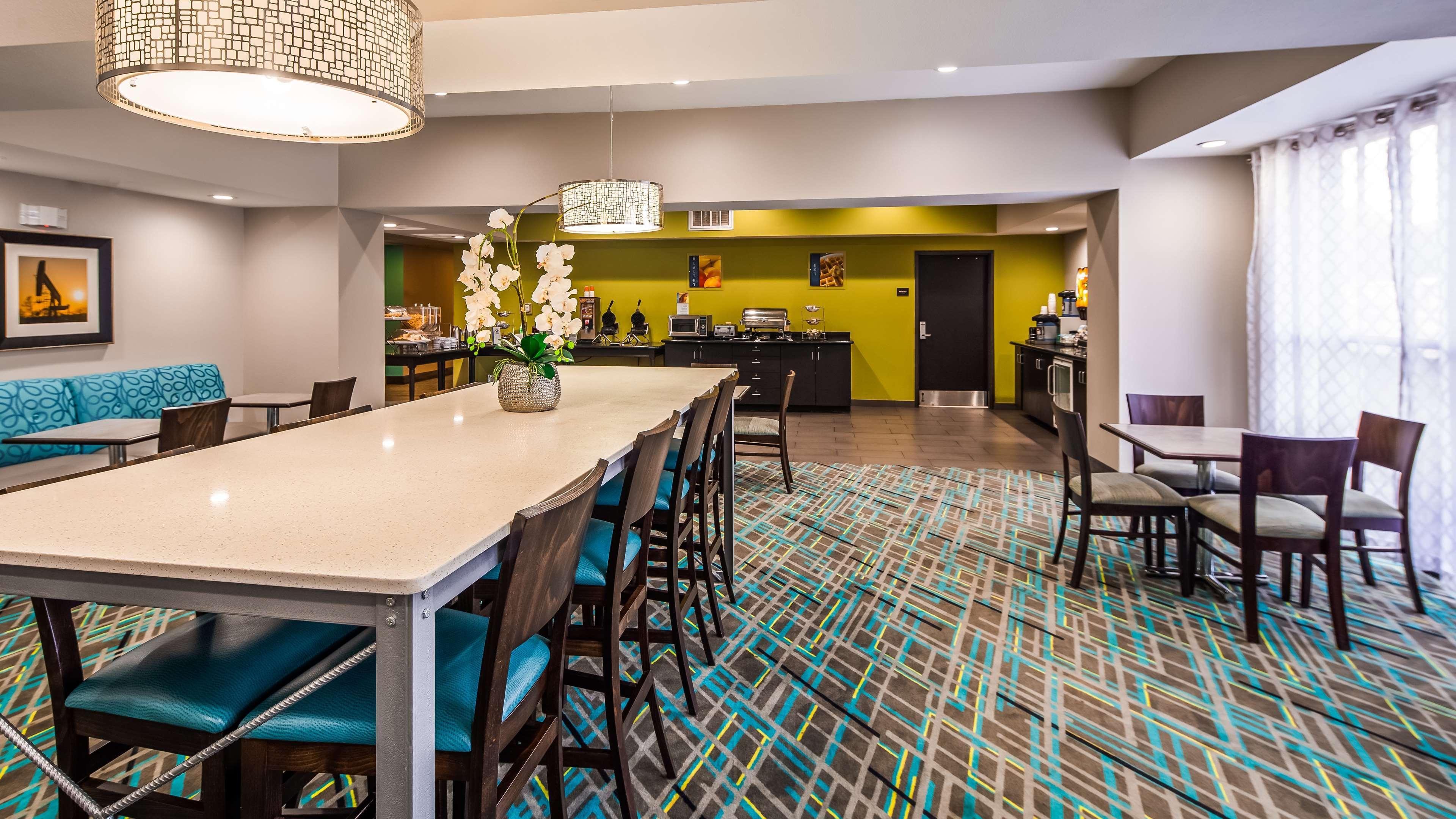 Ramada By Wyndham Burkburnett - Wichita Falls Exteriör bild